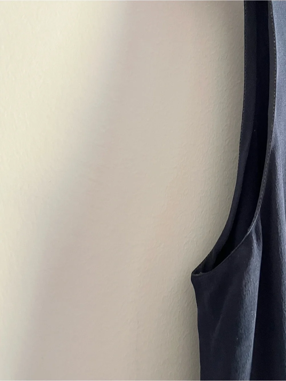 CHANEL Navy Silk Sleeveless Blouse Gold CC Button Keyhole Back 40